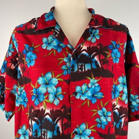 Hawaiian Red Floral Men's Shirt Size M EUC - Picture 2 of 6